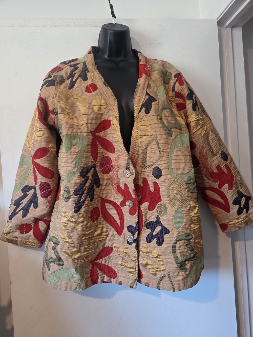 Textured Floral Leaf Pattern Jacket - Picture 2 of 5